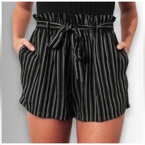 Hollister Ultra High Rise Shorts